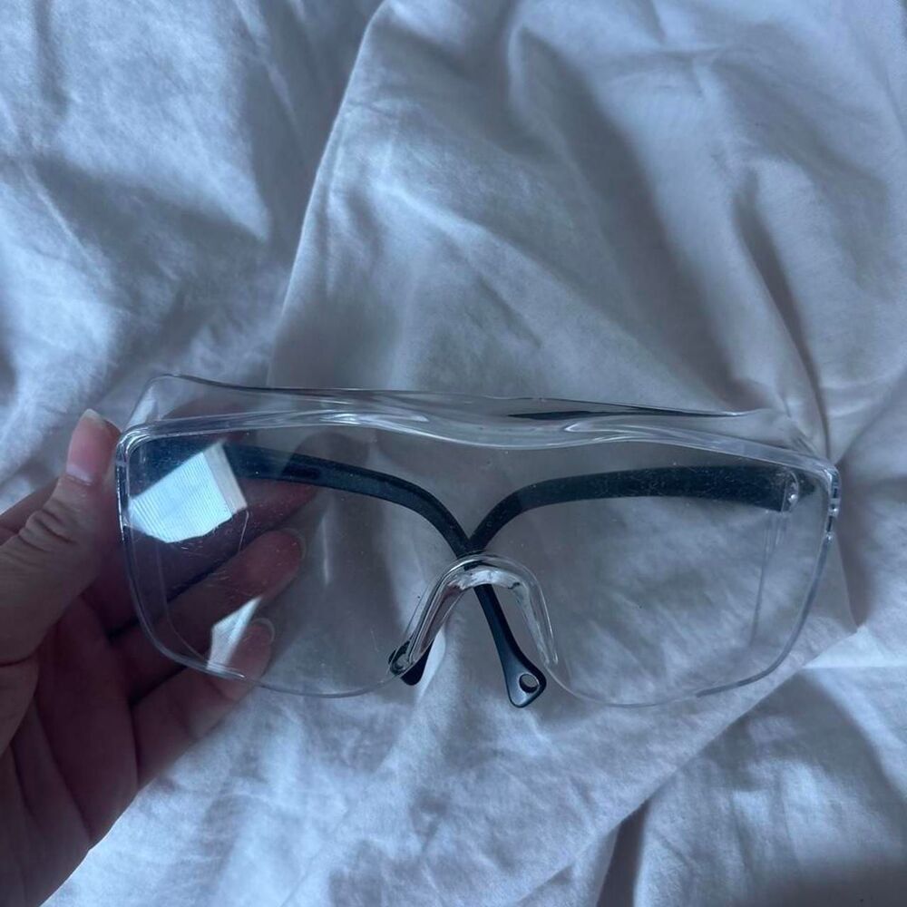 Women's Black and Silver Sunglasses